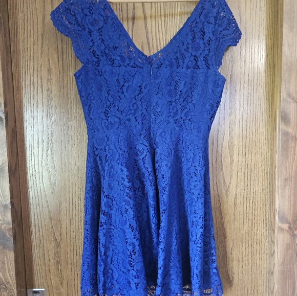 BB Dakota Royal Blue Dress.  Size 10, NEVER Worn - Picture 5 of 6